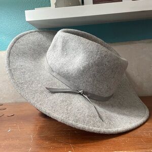NWT Brixton Light Gray Felt Hat